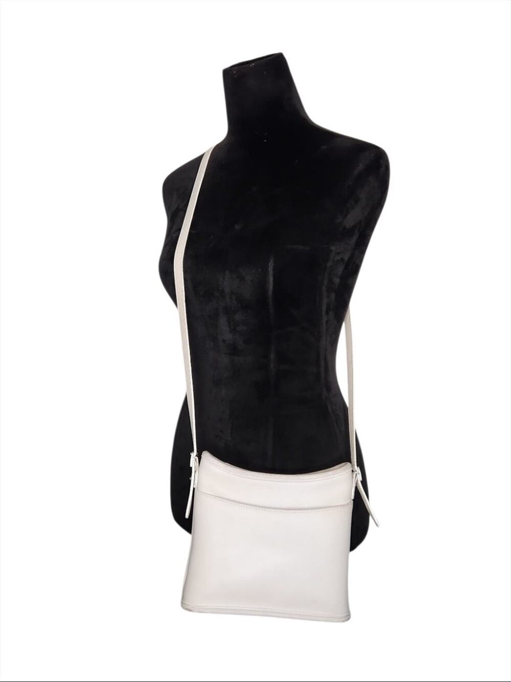 Vintage Coach Leather Mambo Hobo Shoulder Crossbody Bag Authentic White 9062
